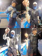통영 수 은 호>>30일 토요일 한치 출조 합니다 자리여유 있습니다~예약은 010 3361 4231 전화줏세요~~ 사진