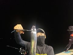갈치!!!~~태풍이가 지나가고 드디어 바다가 안정되었습니다. 퍽퍽할것 같아서 나가븝니다.내일. 새삥 예약완료 블랙 자리여유 사진