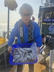 조황정보 - 2026년 8월 18일 타이탄호 조황사진입니다 - 궁평항 마지막슈퍼낚시,배낚시,바다낚시 사진