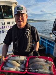 강구 인스타피싱 ~ 집나간 무늬오징어가 돌아왔습니다.. 오늘토요일,일요일 모두 예약가능합니다 