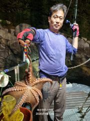 [ 여수만진스타호 ] 1호 새벽전투문어 대박조황!! 총300수이상 장원 35수 외 굿굿~~ 오늘 밤 2자리여유 사진