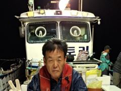 먼바다 왕갈치 얼음다녹이고 2쿨러 이빠이 만땅까지 멋진 대박조황입니다 감사합니다