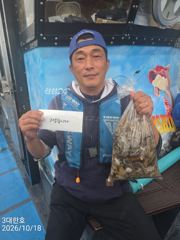 화.수.목.금.일 주꾸미 자리텅텅 물때 좋은날 주꾸미 잡고.상품도 타가세요