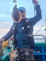 10/20 군산낚시터미널 엄지척호 쭈,갑 12분 조황 사진