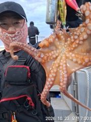 23일, 군산 왕문어가 좋다 ~문어 빅 싸이즈 게임~ 나오네요~실시간~매일출조~군산낚시프라자 스마트호