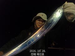 (먼바다)王갈치 구덩이~씨알급 한치도 주렁주렁~해신호(1일 예약)